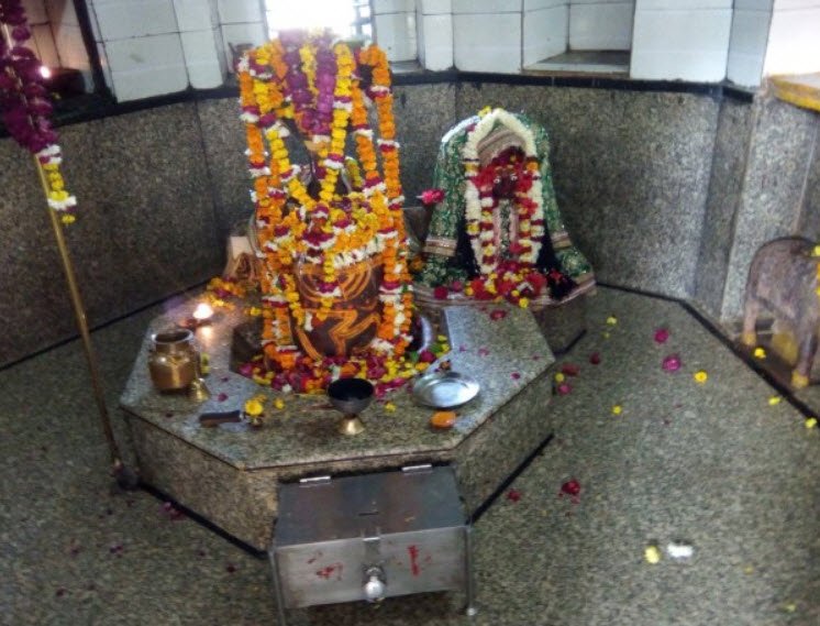 Rawli Temple Collactrate Agra Mahant Shekhar Sharma, Agra, Uttar Pradesh - Vushii.com Rawli Temple Collactrate Agra Mahant Shekhar Sharma, Agra, Uttar Pradesh - Vushii.com